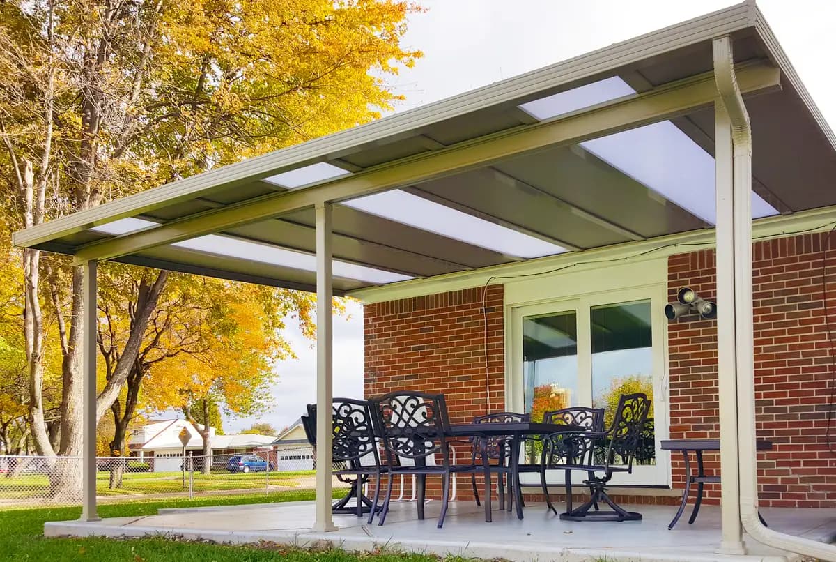 Toitures hybrides pour patio