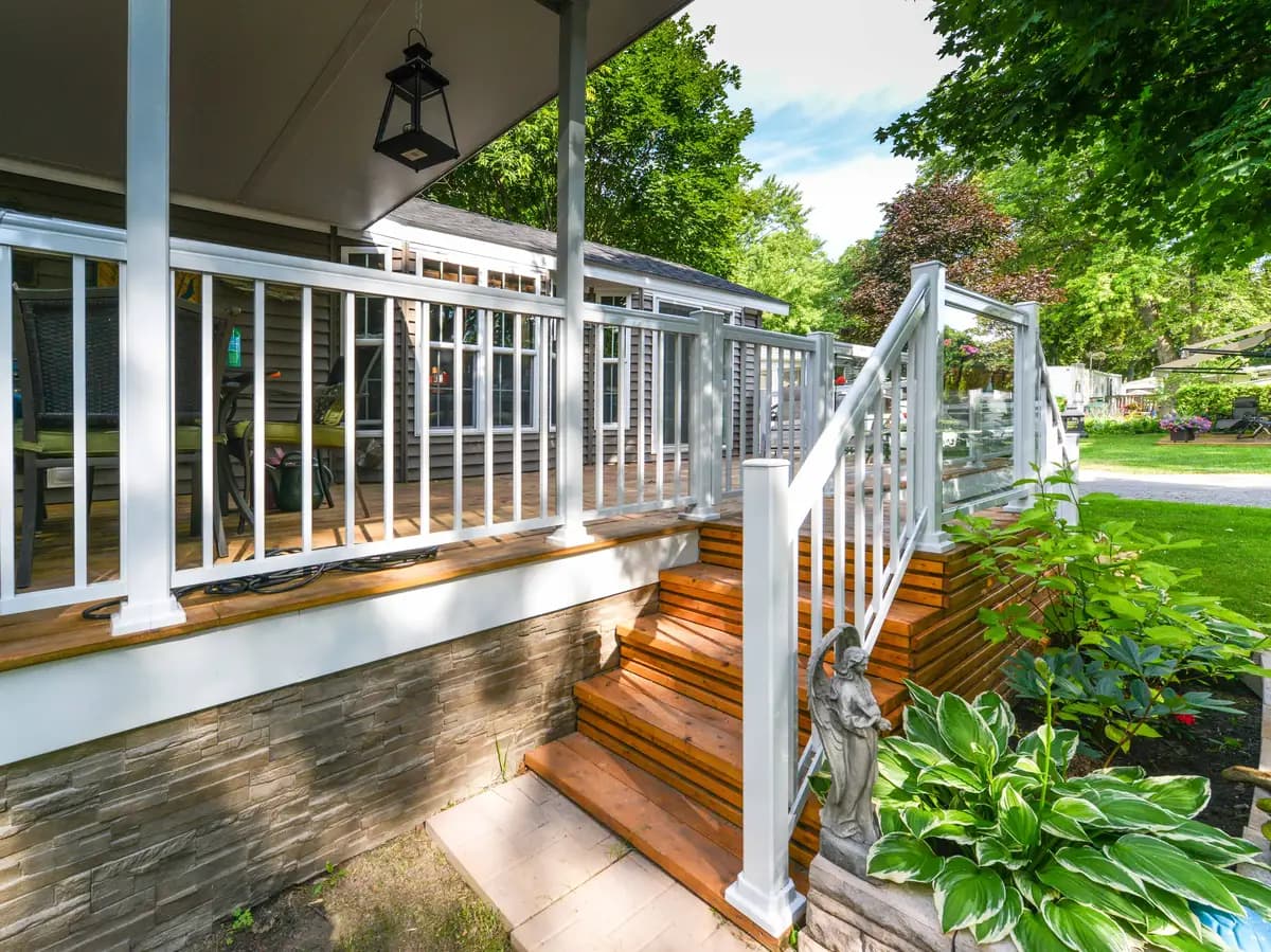 Aluminum Picket Railing