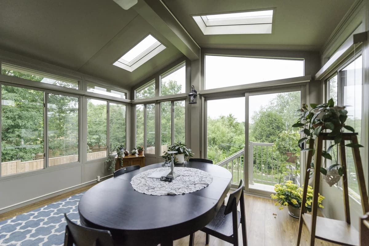 Sunroom Model 300