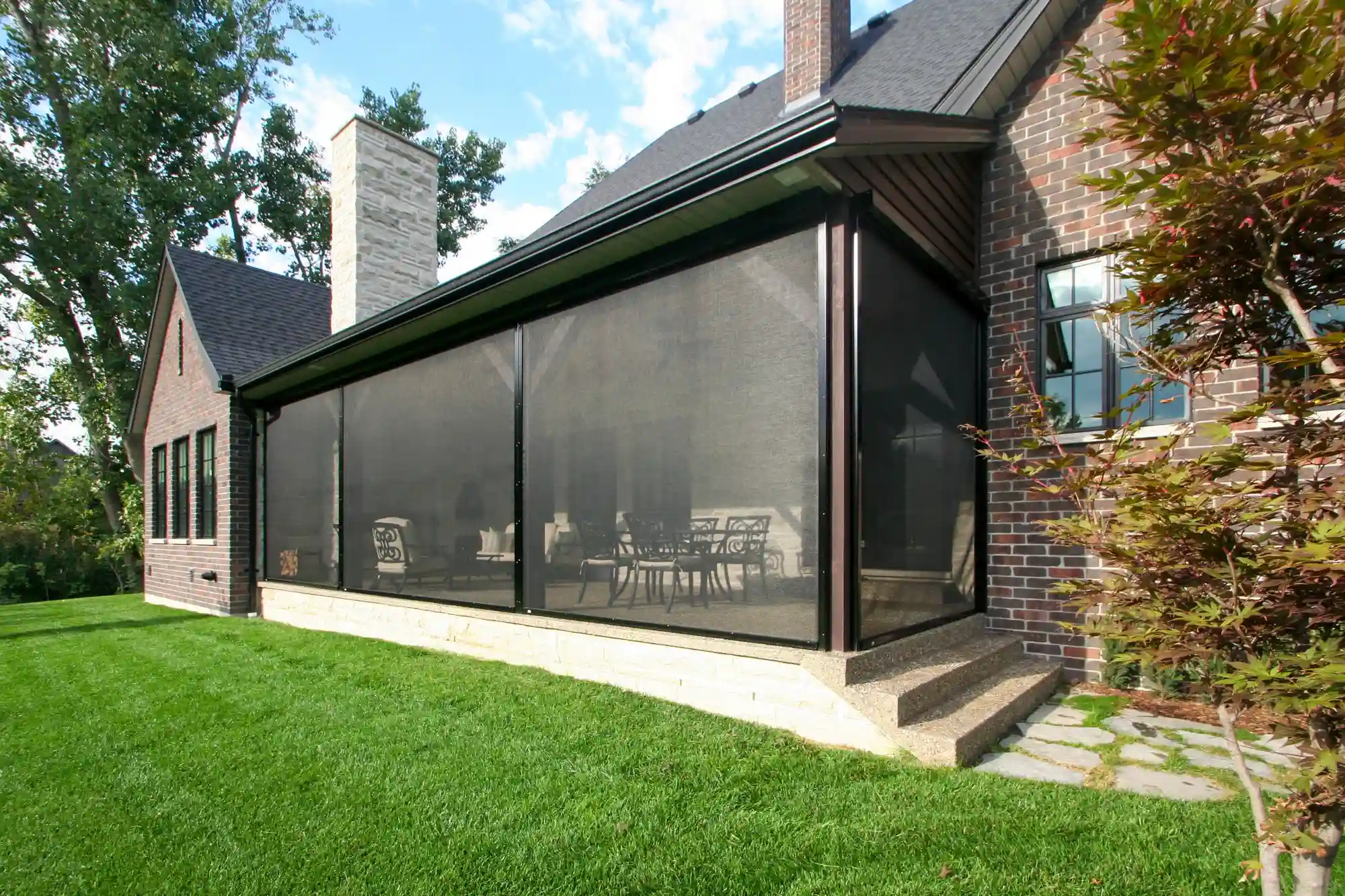 Retractable Screen System