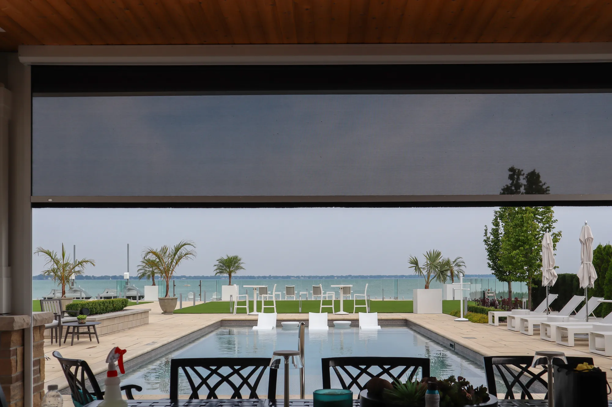Retractable Screen System