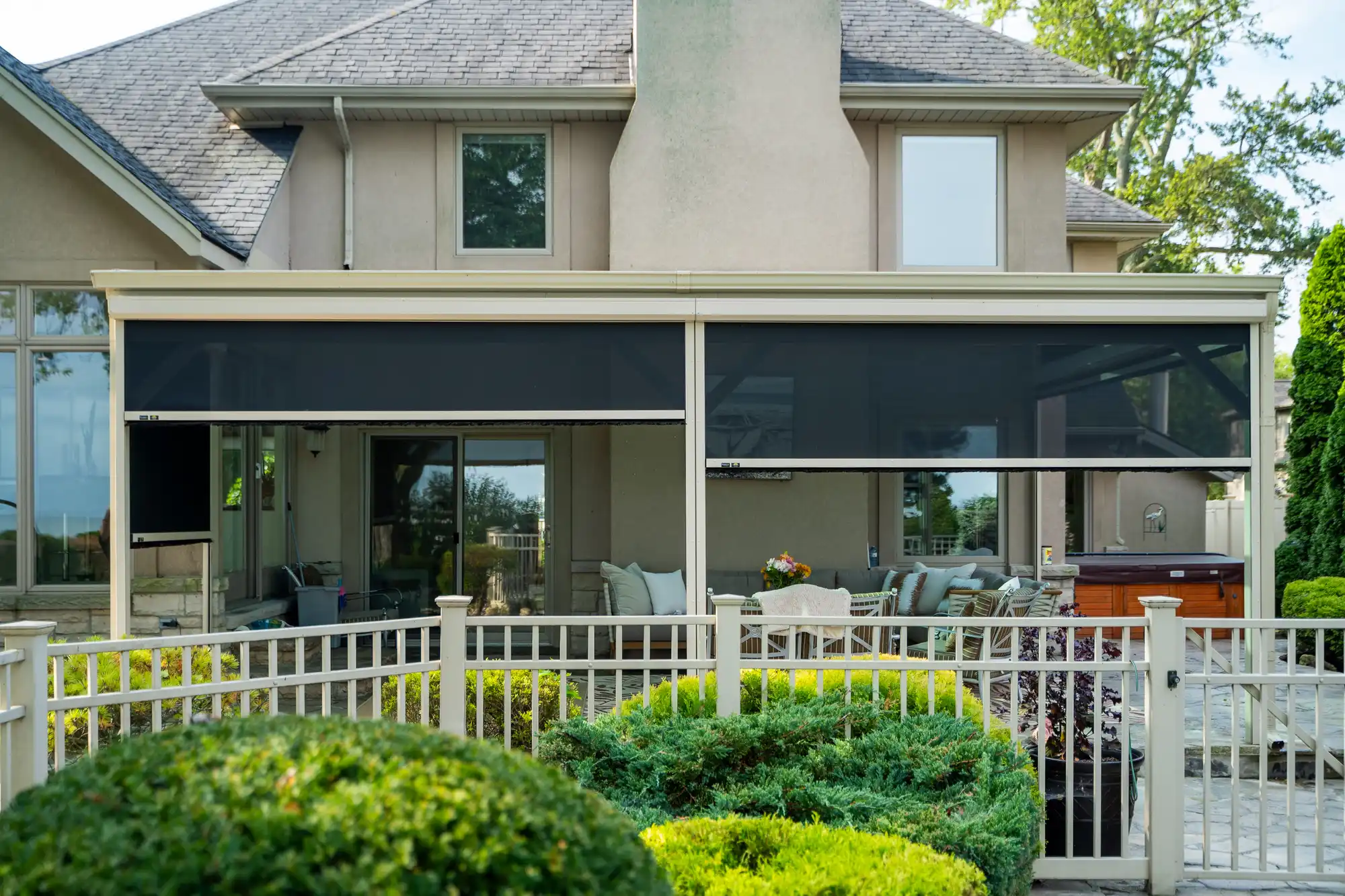 Retractable Screen System