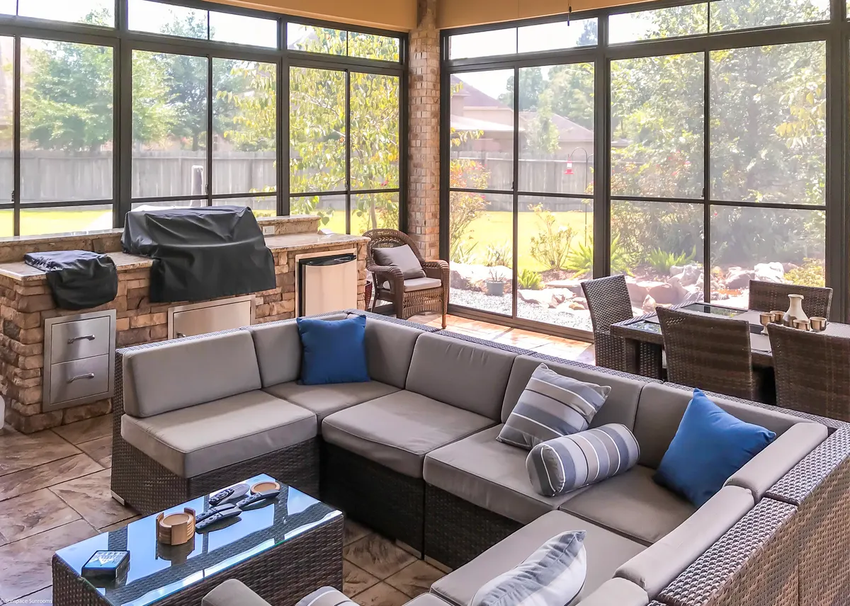 WeatherMaster™ Horizontal 2 to 4 Track Windows/Doors